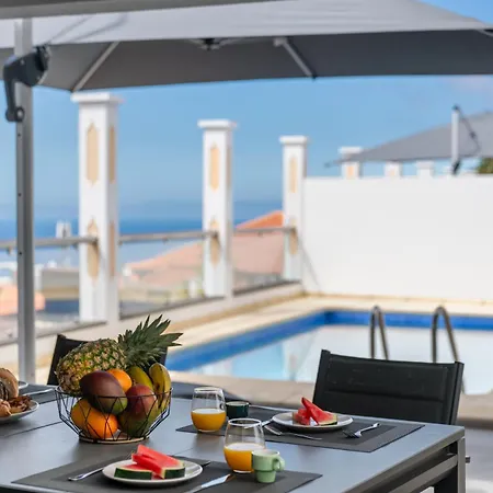 Ourmadeira - Atlantic Sunrise פונשל