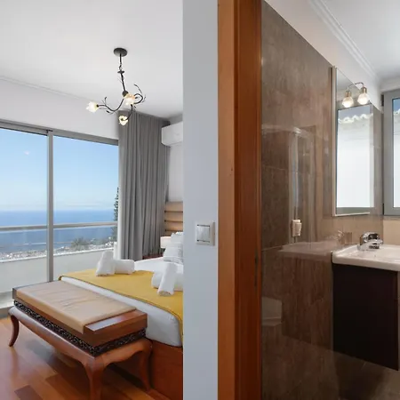 Amazing Sea Views Over Funchal Atlantic Sunrise *